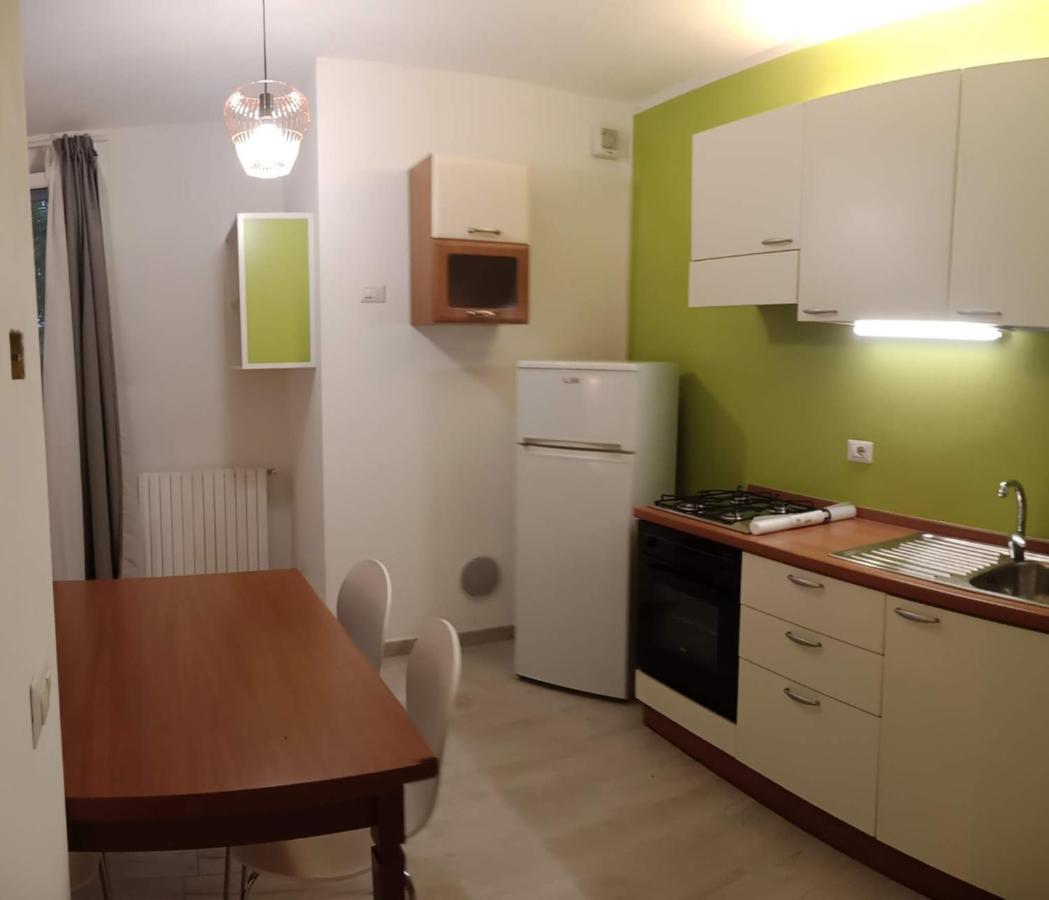 Gioiasulgarda Apartment *